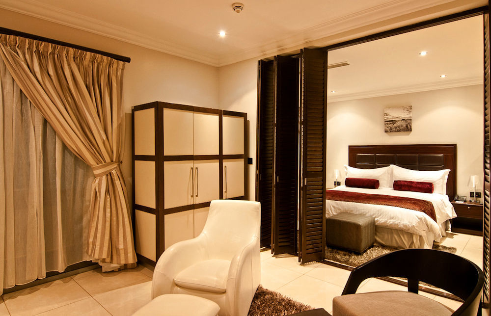 L'Eola Suites Abuja Ngoại thất bức ảnh