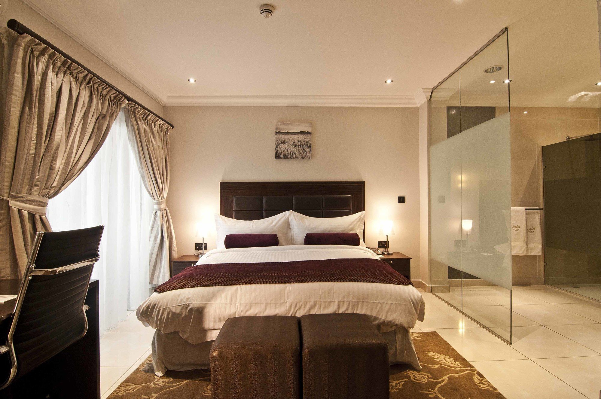 L'Eola Suites Abuja Ngoại thất bức ảnh