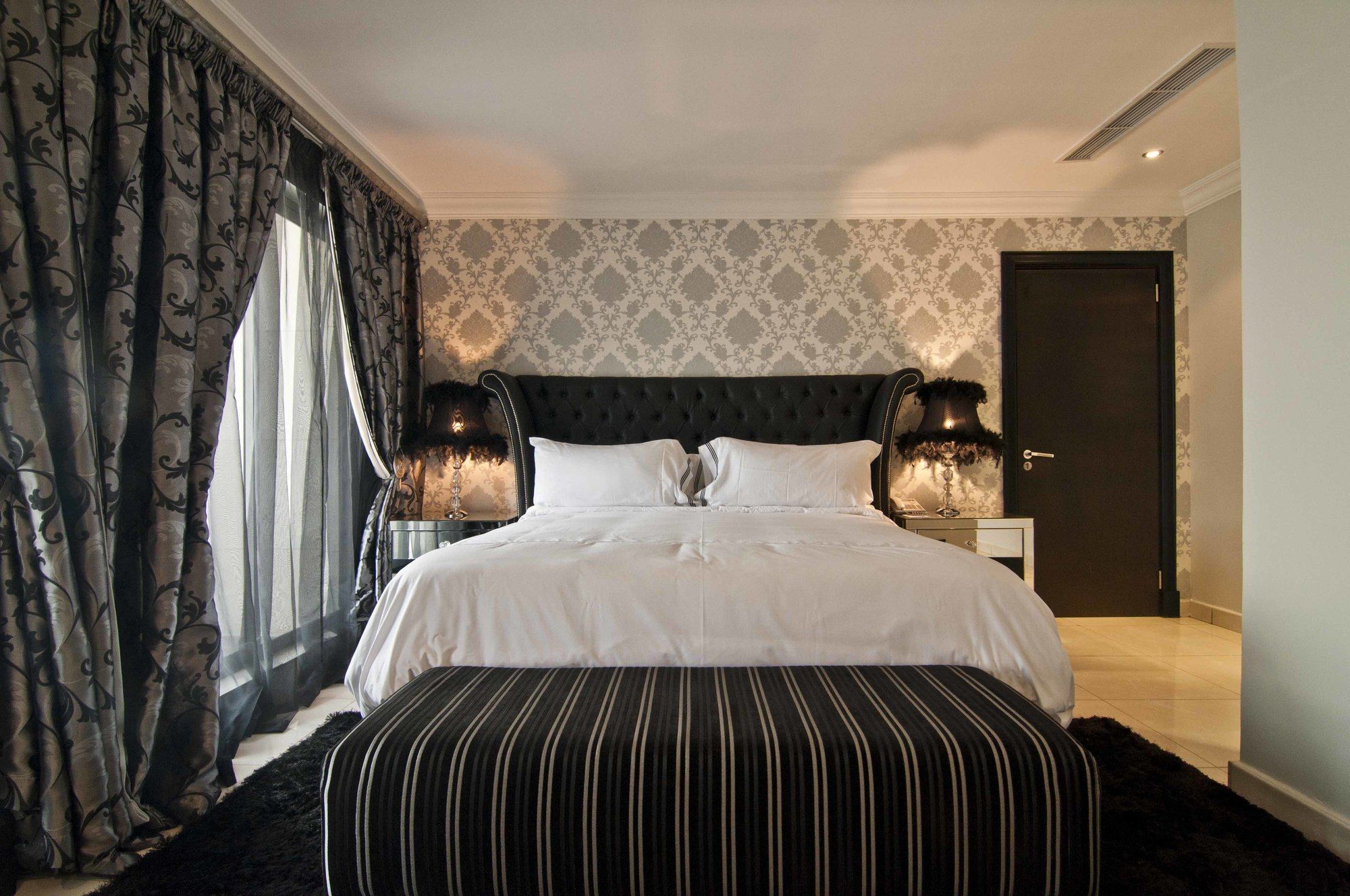 L'Eola Suites Abuja Ngoại thất bức ảnh